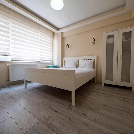 White Rose Apartament *